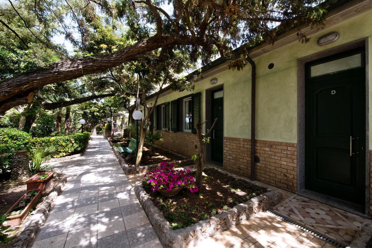 Hotel I Ginepri Marina di Castagneto Carducci Exterior photo