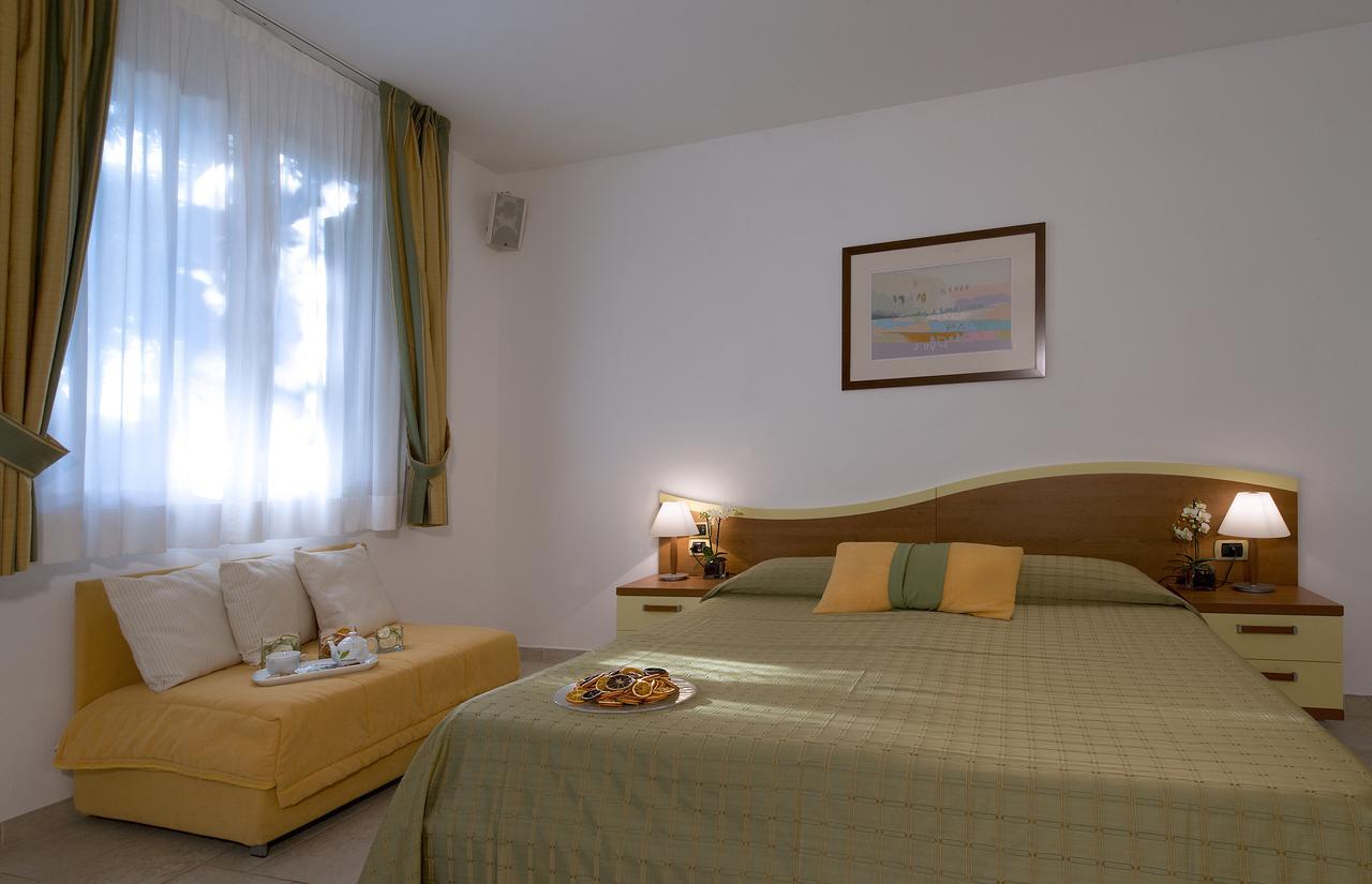 Hotel I Ginepri Marina di Castagneto Carducci Exterior photo