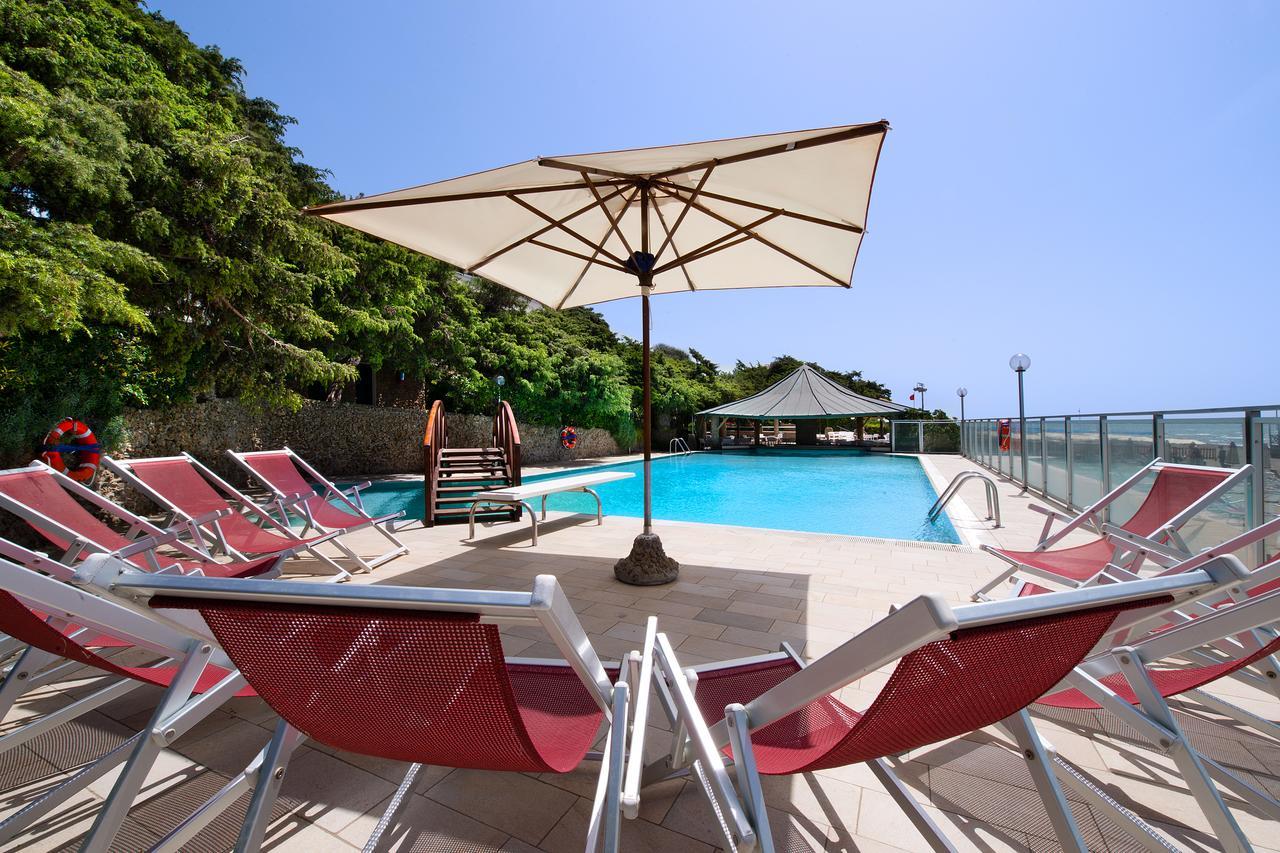 Hotel I Ginepri Marina di Castagneto Carducci Exterior photo